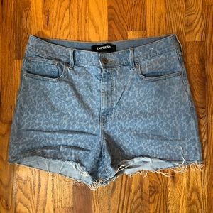 Cheetah print jean shorts size 14